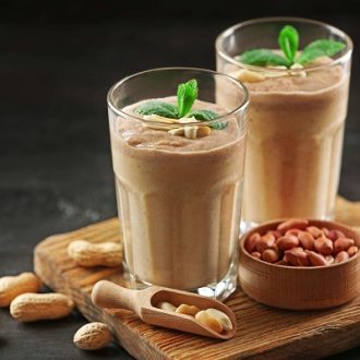 شیک بادام‌زمینی